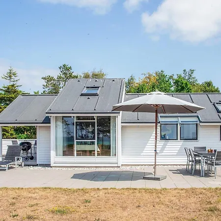 Seaside Bliss In Aarhus - By Traum * Knebel