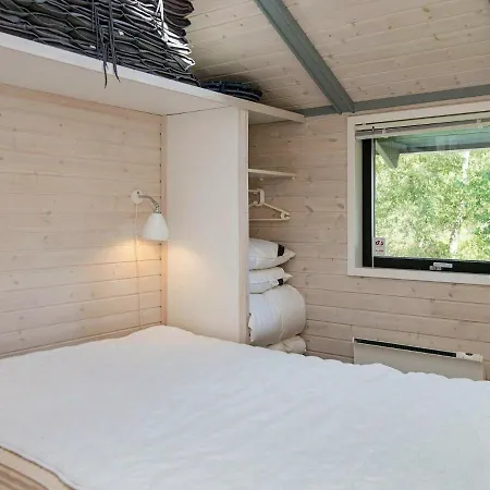 度假居 Three-bedroom In 22 克内贝尔